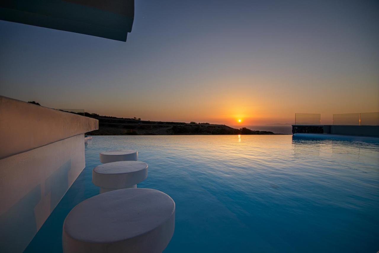 Adorno Oia Hotell Exteriör bild