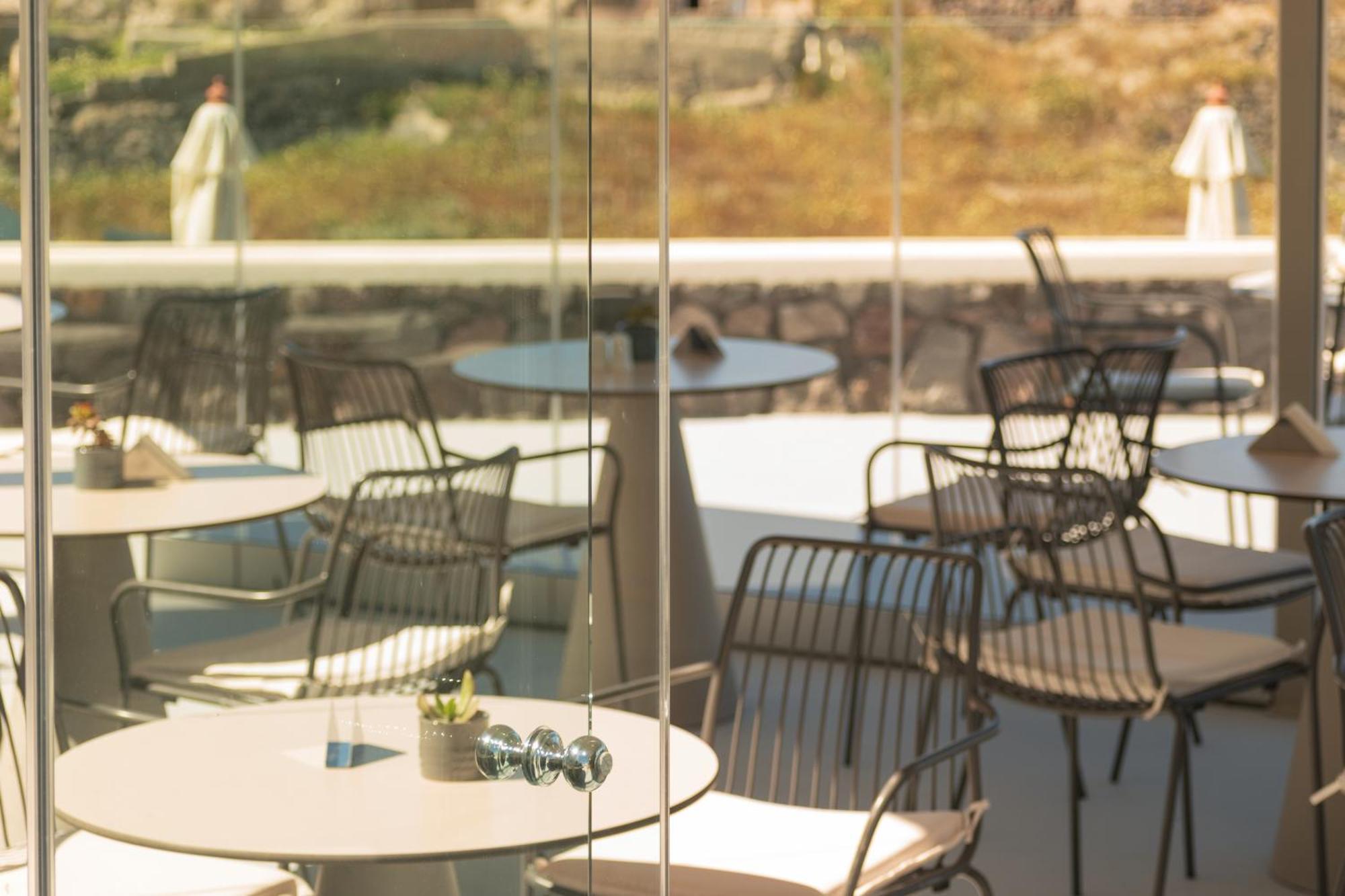 Adorno Oia Hotell Exteriör bild